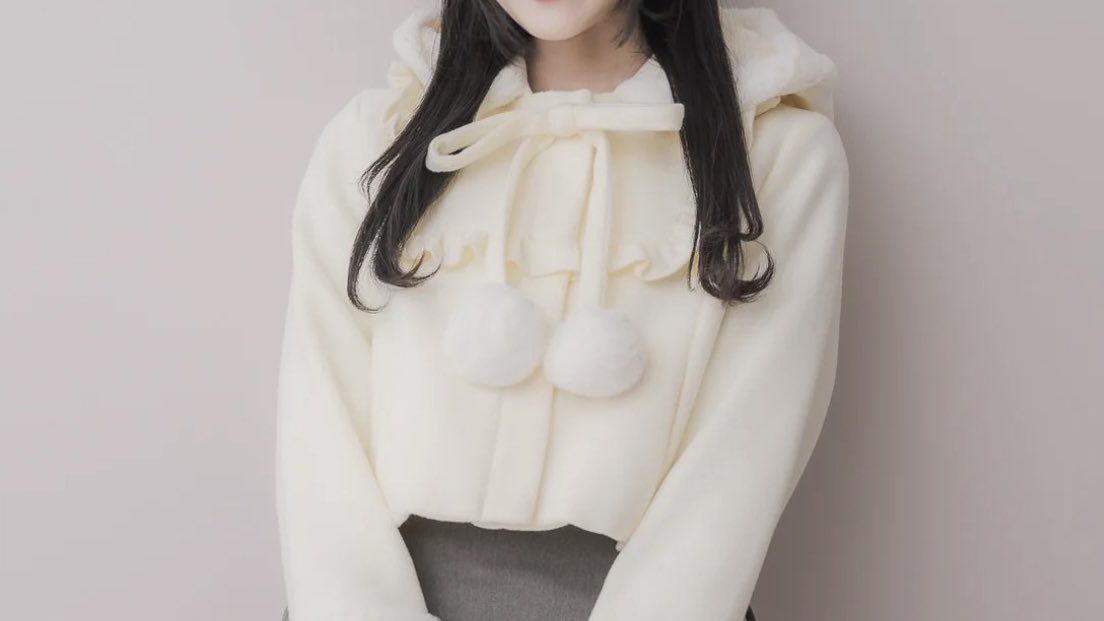 yua42t's tweet photo. あえて名前出さないけど某ブランドマジでパクリすぎやろ
2枚目はリズリサ、4枚目はピウム https://t.co/LcglACm4cl