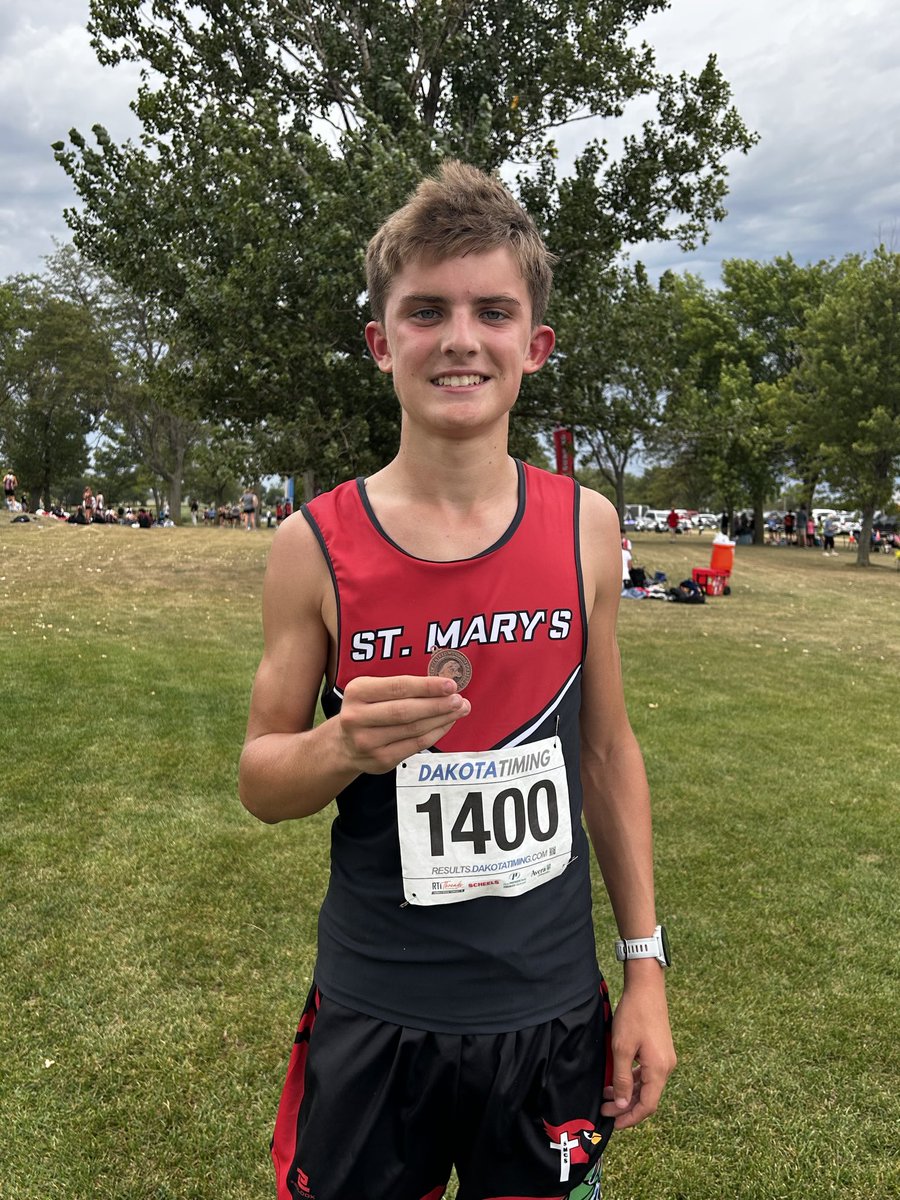 SMCardinalTrack's tweet photo. Congratulations to our two XC medalists:  Cooper Libis &amp; Matt Heinemann.  

Varsity results at the McCook Central Invite:   Team finished 7th. 

13th - Cooper Libis (18:45) PR 
18th - Matt Heinemann (19:07) 
             Logan Robinson (20:17) PR 
             Kade Lutt (23:07) https://t.co/KGo3SClv3X