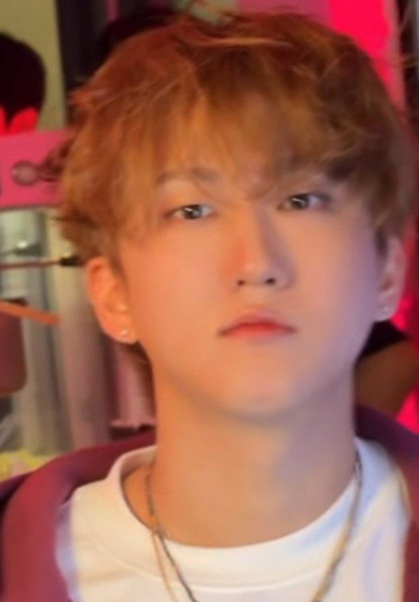 i_kyklk's tweet photo. nooo 😭😭😭😭my seungbin 😭😭😭😭😭😭😭😭 https://t.co/QVS2XkwbSZ