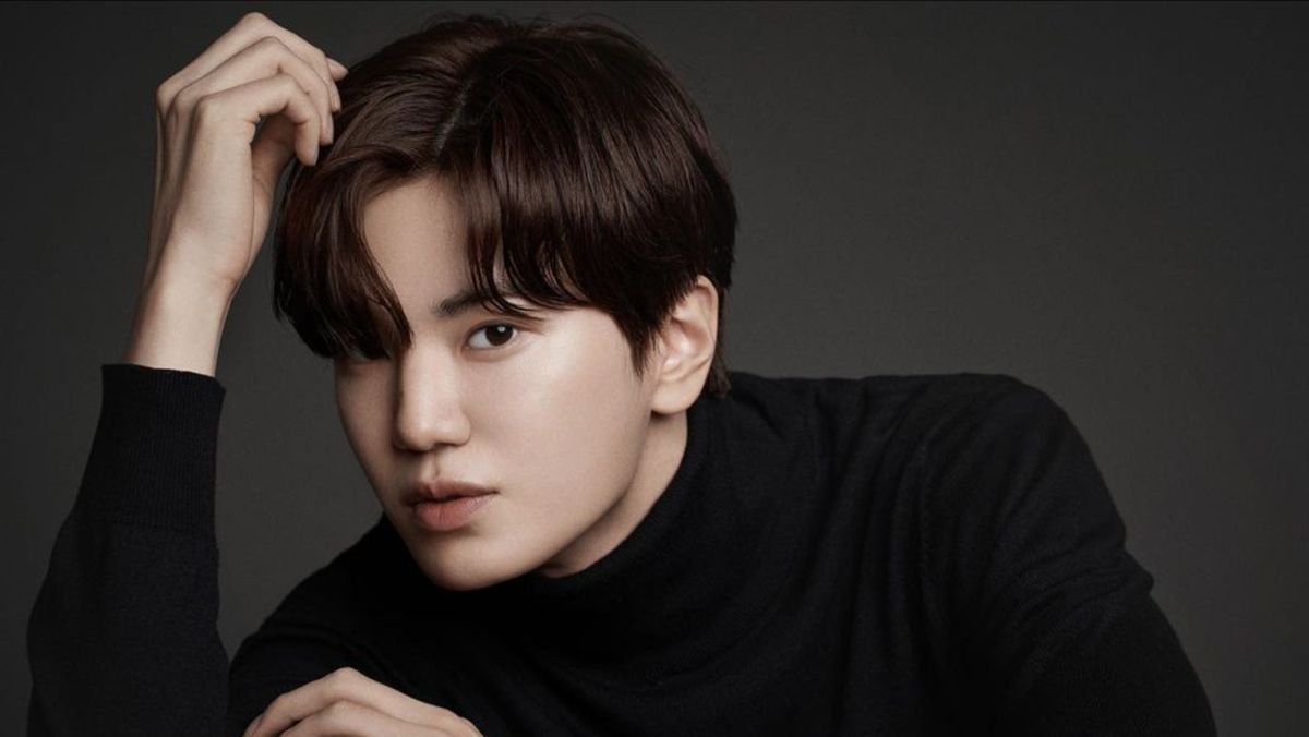 TOP100KPOP's tweet photo. Happy 33rd birthday to SUNGJONG from INFINITE! 🥳🎉 https://t.co/W6Jwg3NOFi