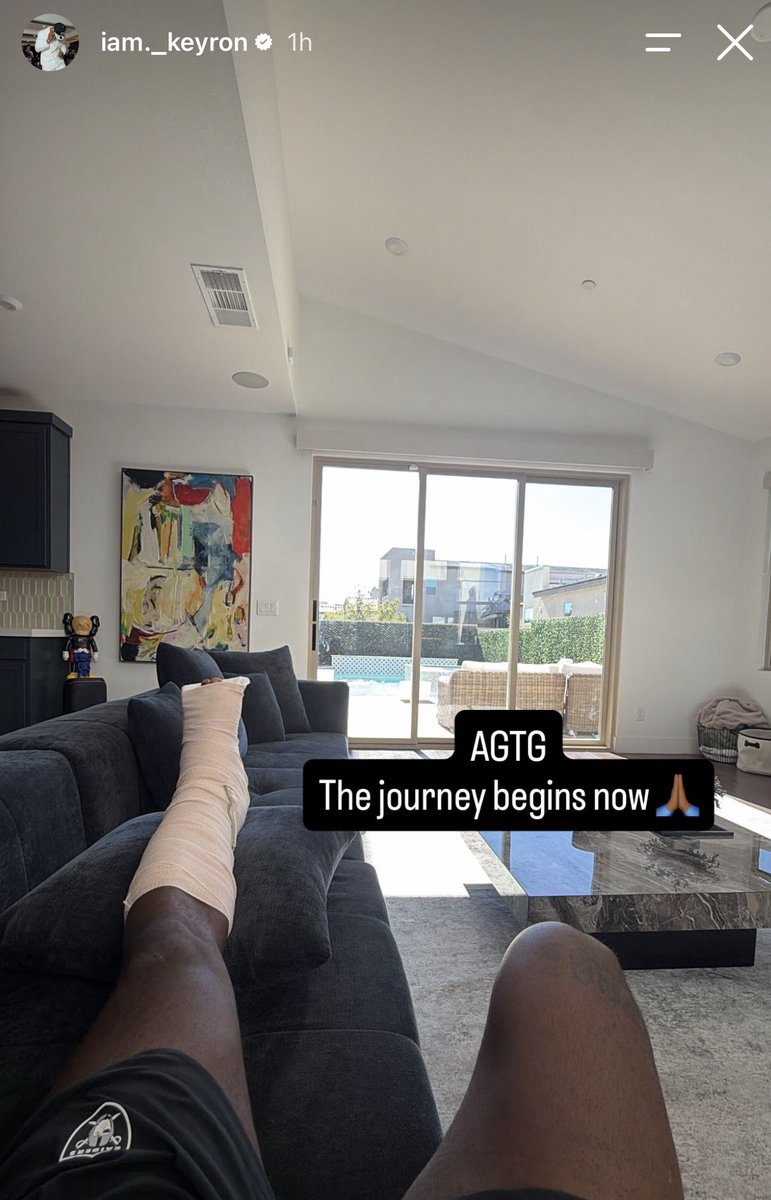 MitchellRenz365's tweet photo. Speedy recovery #42 🙏. 

Raider Nation has your back 🏴‍☠️ https://t.co/XR1DymZDDE