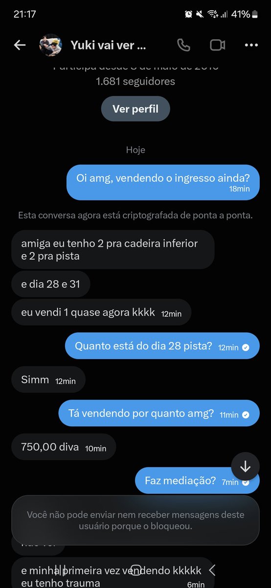 Armysuguinhk's tweet photo. Meninas, tomem cuidado! Essa pilantra achou que ia conseguir me dar um golpe, mas eu fui mais esperta e pesquisei sobre ela. Descobri que ela já tentou aplicar golpes em outras pessoas. Fiquem atentas! ⚠️ https://t.co/lS9Npwo3j2