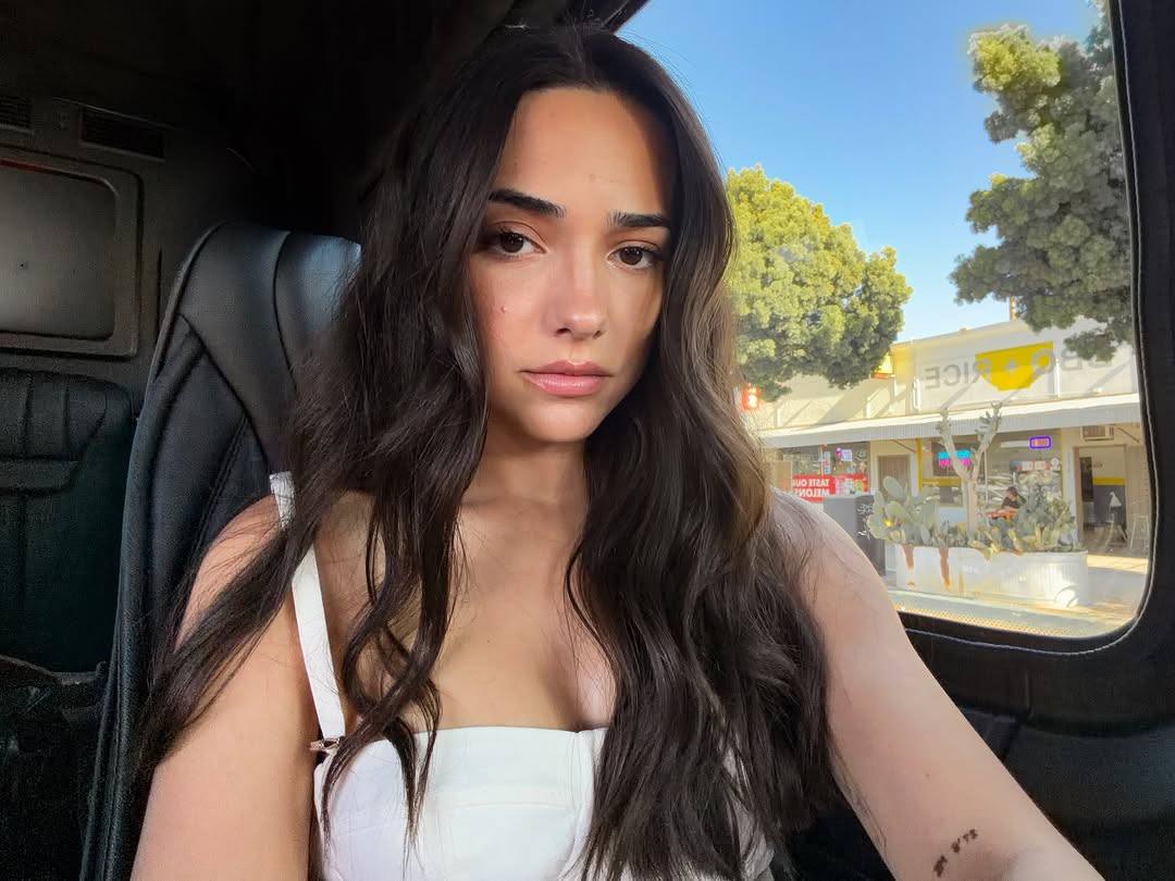 AlexArianara's tweet photo. un post recappp para cerrar estos díaas tan bonitos e increiblemente soleados que nos ha dado california🇺🇸🌟🤘🏽 https://t.co/Yzt6hgo6qt