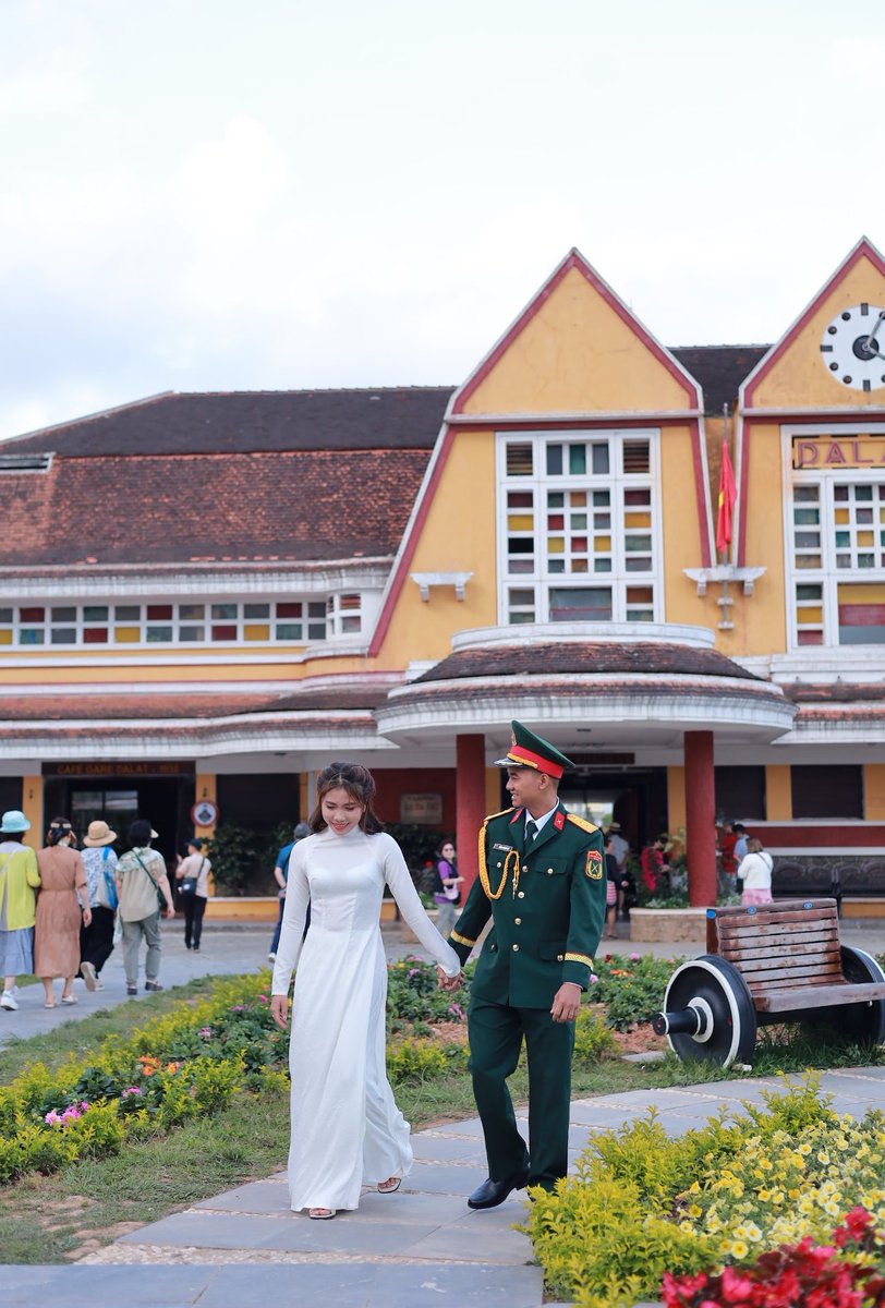 Dothom1101's tweet photo. Chúc các bác có ngày nghỉ lễ thật vui và ý nghĩa https://t.co/mFmCMsgB37