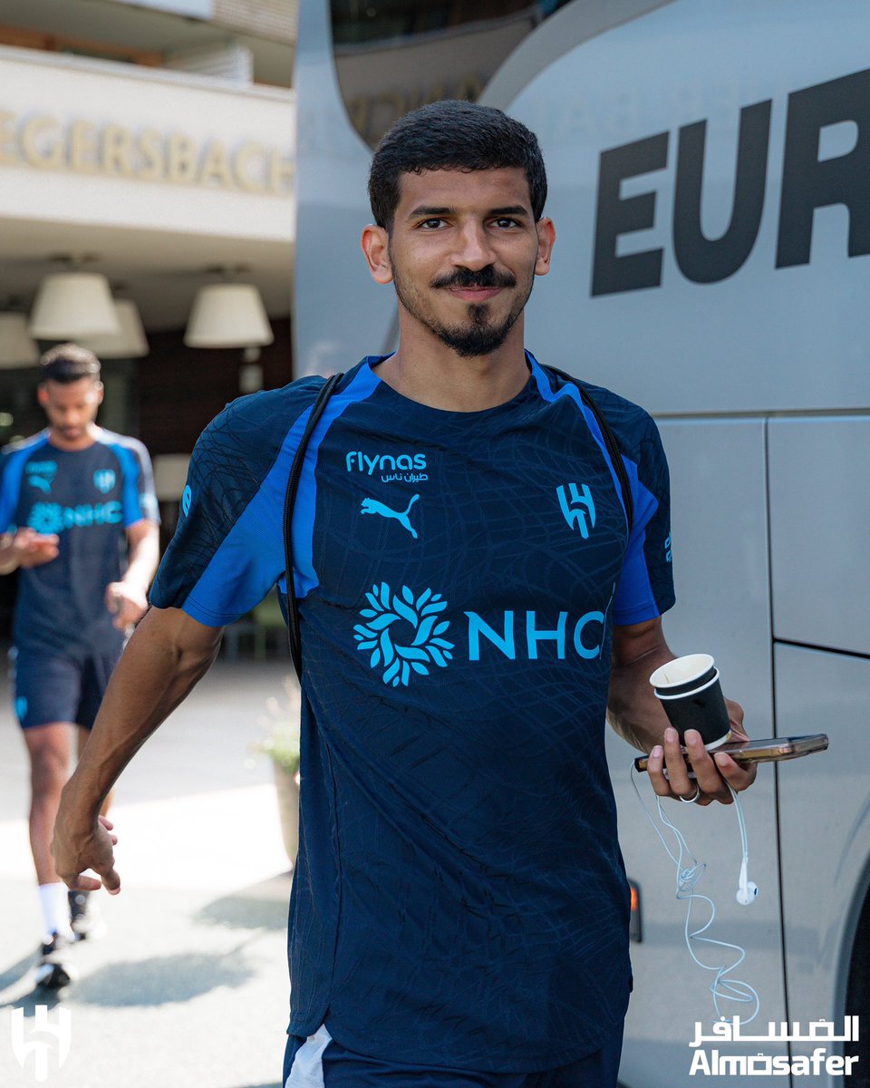 iNwaf91's tweet photo. من أرجل الصفقات المحلية اللي شفتها بالهلال

مندش من الموسم الماضي وهو بفورمة تاريخية لكن والله يامحزري صدمني ١٨٠ درجة ولا توقعت منه ربع هالمستوى، ظهير محترم ومنضبط ويقدر يواجه اي جناح بالدوري وهو مرتاح رهيب والله https://t.co/f8Mdoax5VK