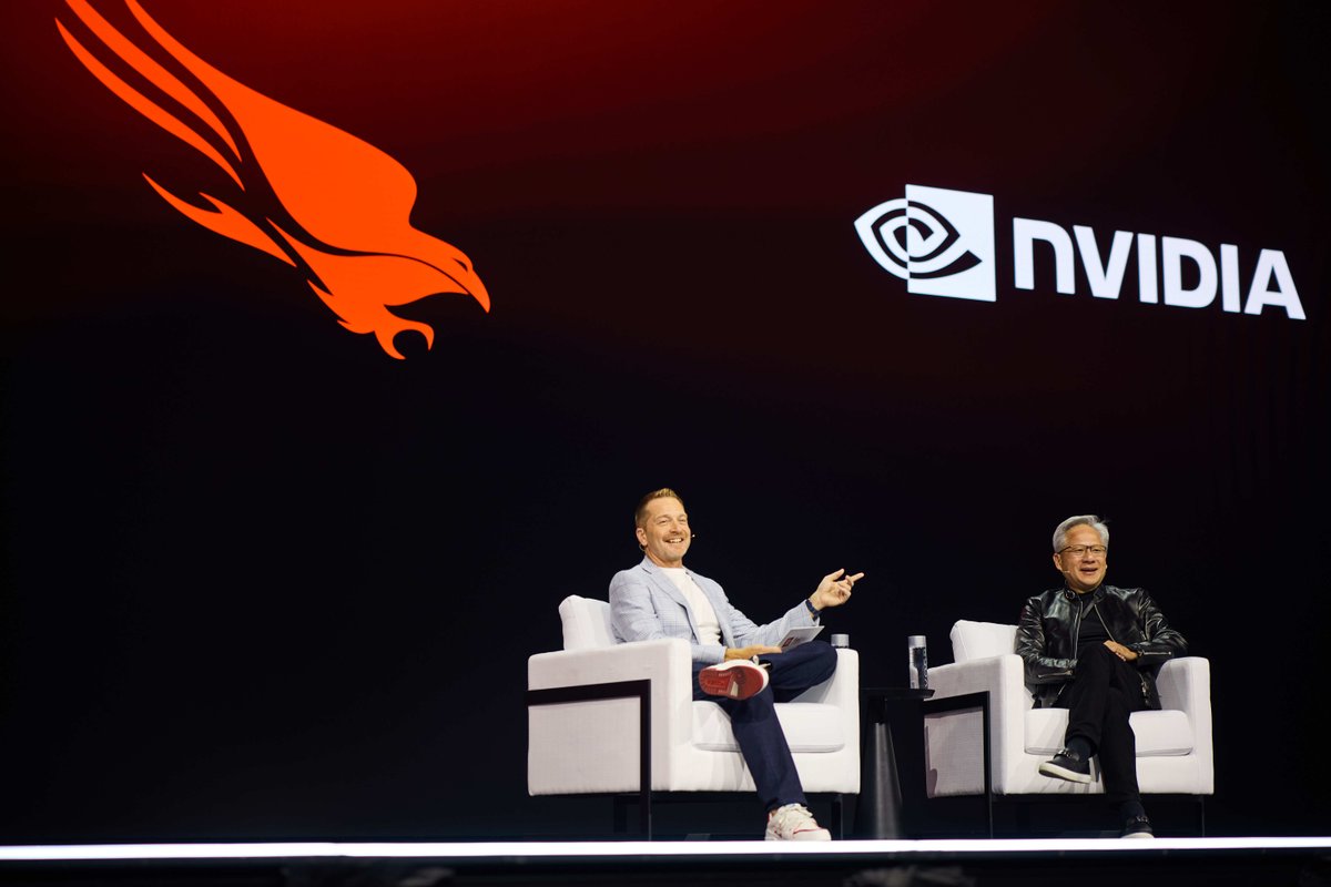 CrowdStrike tweet picture