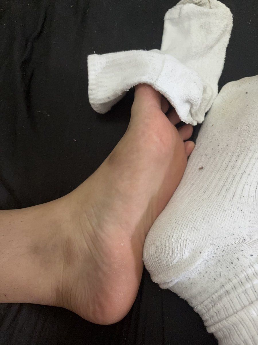 alphajota19cm's tweet photo. Vagas para adestramento e punição de submisso.
#sub #dom #malvadao
#podolatria #esculacho #footfetish https://t.co/dfSec8B1lT