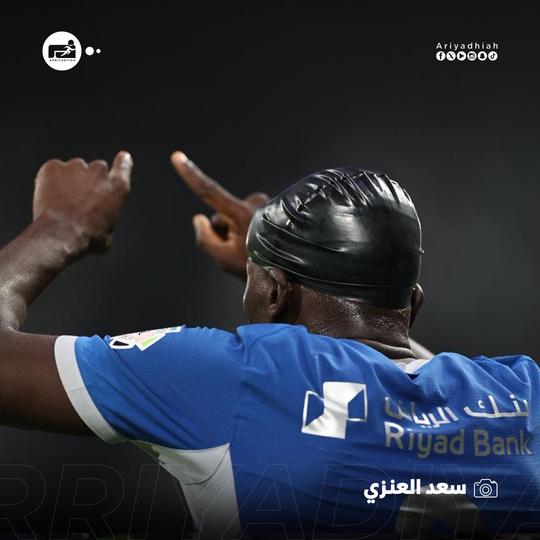 ariyadhiah's tweet photo. 🚑 إصابة كوليبالي خلال مواجهة الأهلي 

#الهلال_الأهلي 
#دوري_روشن_السعودي🇸🇦
#RoshnSaudiLeague https://t.co/nswmvfX98k