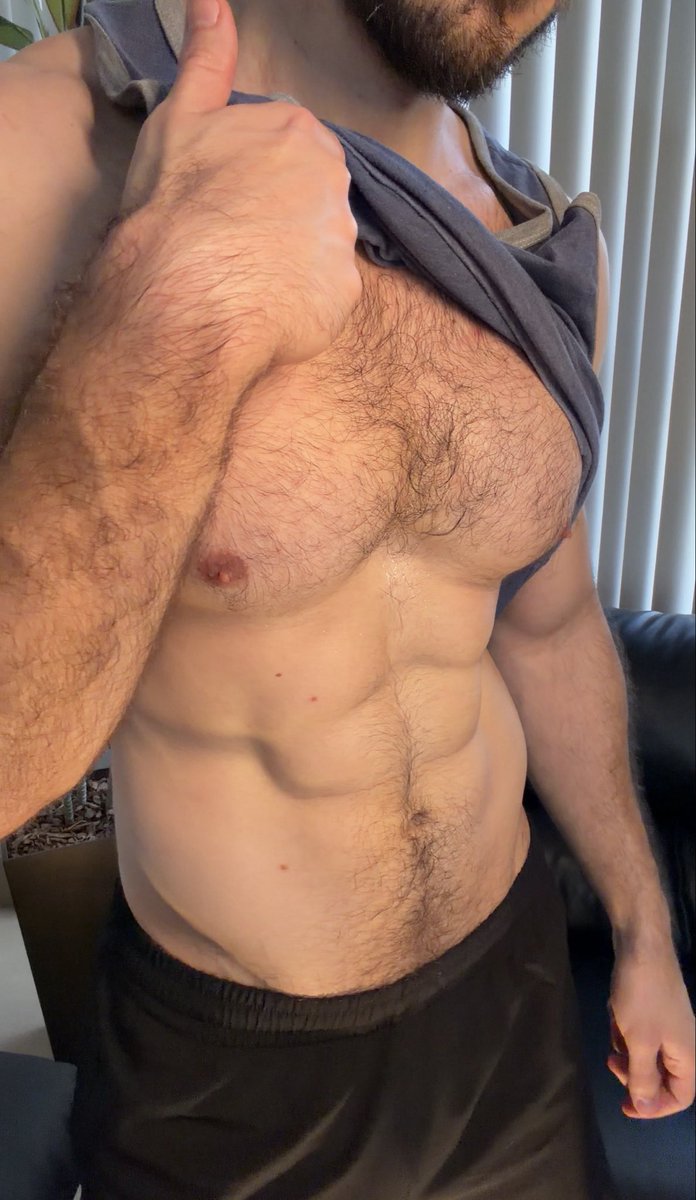 justcaleb150's tweet photo. Sweat https://t.co/hNJLcGh9RN