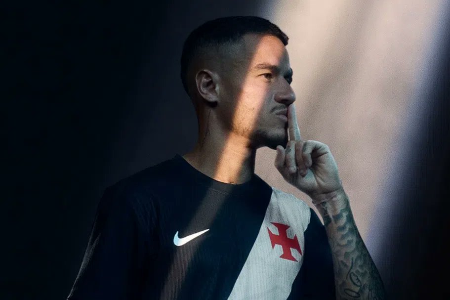 juliancastvt's tweet photo. 🚨🇧🇷 Coutinho-Espanyol | Negociación avanzada.
Las conversaciones han avanzado durante las últimas horas. Hay optimismo en ambas partes, aunque todavía quedan flecos por resolver.

El Espanyol quiere cerrar la operación cuanto antes.

#RCDE #Coutinho https://t.co/P6mOrzA5cw