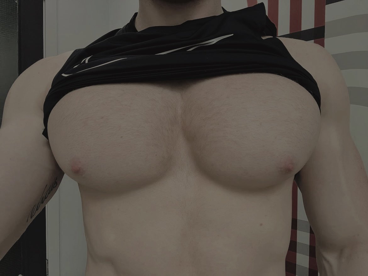 askanisson's tweet photo. ⠀⠀⠀
⠀⠀⠀
⠀⠀⠀⠀⠀You can look, but you’d
⠀⠀⠀⠀⠀better not touch .ᐟ
⠀⠀⠀⠀⠀#tittytuesday.
⠀⠀⠀
⠀⠀⠀ https://t.co/C4dVBBimhT