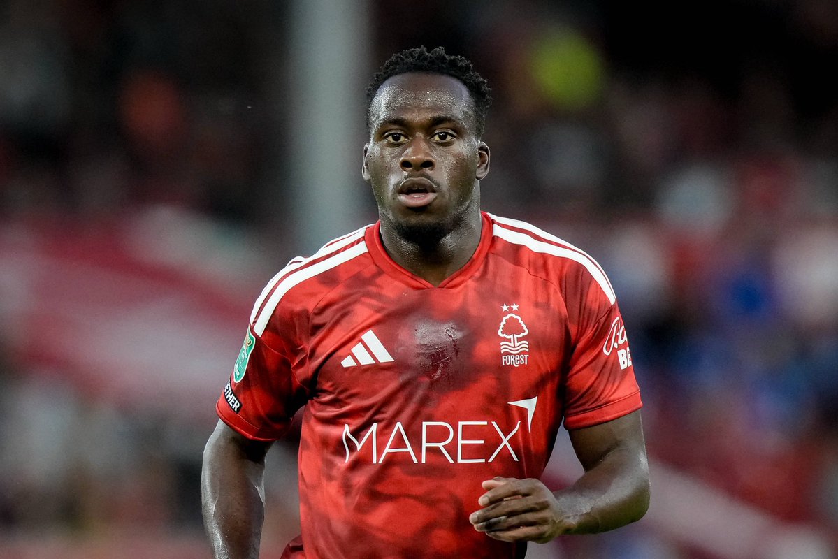 Plettigoal's tweet photo. 🚨❌ Arnaud Kalimuendo will not join Eintracht Frankfurt, as expected.

The move was never really close, with Nottingham Forest demanding more than €30m for the striker.

No move is currently planned. Forest, with Oliver Glasner, want to keep Kalimuendo.

@SkySportDE 🇫🇷🇨🇩 https://t.co/cFdgBDoO41