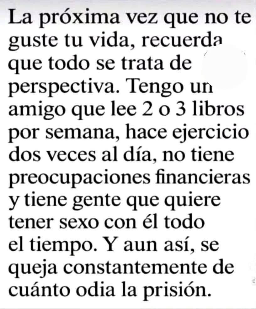 Sarahrosasarias's tweet photo. Así es! Todo es cuestión de perspectiva! 😒👇🏼 https://t.co/zPfrhDHHx1