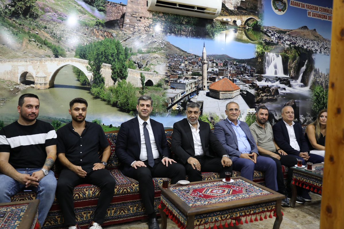 avmustafaozkan's tweet photo. Adana Çermikliler Yardımlaşma ve Dayanışma Derneği Başkanı Sn. Ferat Akay ve kıymetli Yönetim Kurulu Üyelerini ziyaret ettim.

Nazik ev sahiplikleri ve samimi misafirperverlikleri için Başkanımız Sn. Ferat Akay’a ve Yönetim Kurulu Üyelerimize teşekkür ediyorum.

@omerrcelik @abuyukgumus @yahyacelik_ @ozmehmetemin
