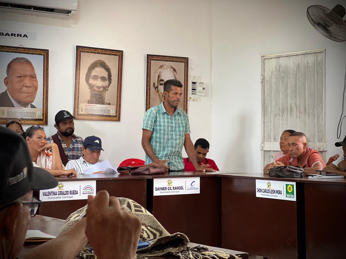 beconi1204's tweet photo. ¡Gobernar es escuchar, dialogar y construir juntos! 🤝

Nos reunimos con los 17 presidentes de las Juntas de Acción Comunal de nuestro municipio y realizamos la posesión formal de Publio Barros Canaval, “Kano”, como presidente de Asojuntas.

Seguimos fortaleciendo la unión entre las comunidades y la Alcaldía, bajo principios de diálogo, respeto y trabajo conjunto.

En lo que resta de nuestro gobierno, trazamos nuevas rutas de trabajo para seguir impulsando el desarrollo de nuestro territorio.

¡Con las comunidades construimos futuro!

San Martín de Loba vale Oro… 💛