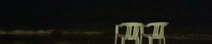 mxvrew's tweet photo. اضحك ترا الدنيا لها أيام وتروح
لا تشيل هم الوقت من فوق راسك

ومن زعلك قل له تراك انت مسموح
سامح ما دام ان العفو من صفاتك https://t.co/EKGGd89llO