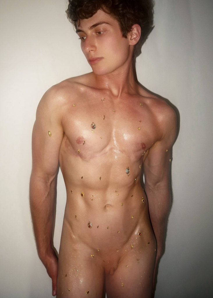 noahwaybabies's tweet photo. Golden https://t.co/TZPVv2XcTx