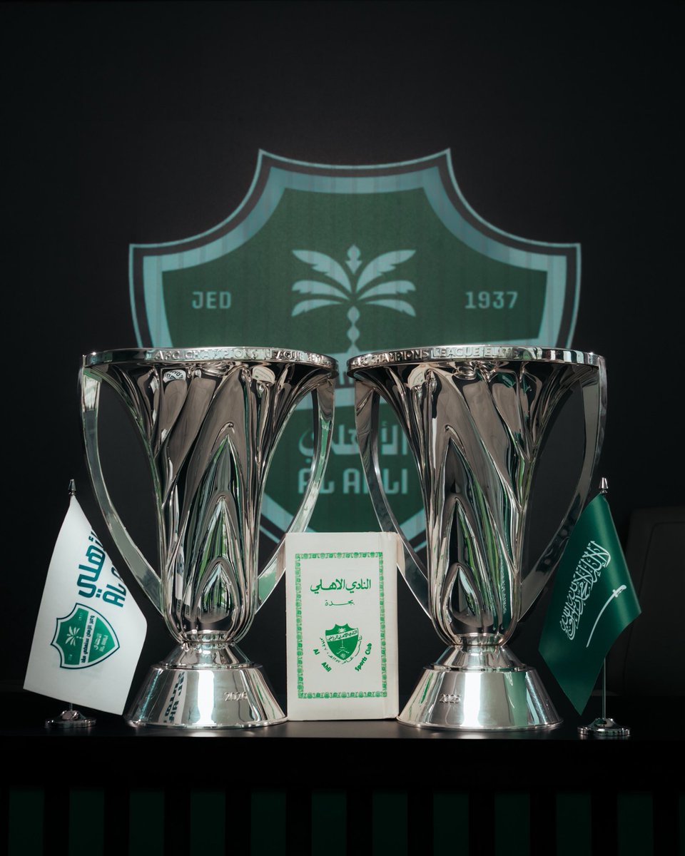 Khlved's tweet photo. يوم تساوت الرؤوس طغينا على الجميع 

او اعتذر يوم اخذنا ربع دعم الانديه .. لكن مافيه حل الا انهم يدمرونك بذي الطريقه 

اقسم بالله ان ذي البطولتين بتبقى غصه بحلق كل متعصب ماعنده ذمه وضمير والله غصه https://t.co/hZIYTKucWI