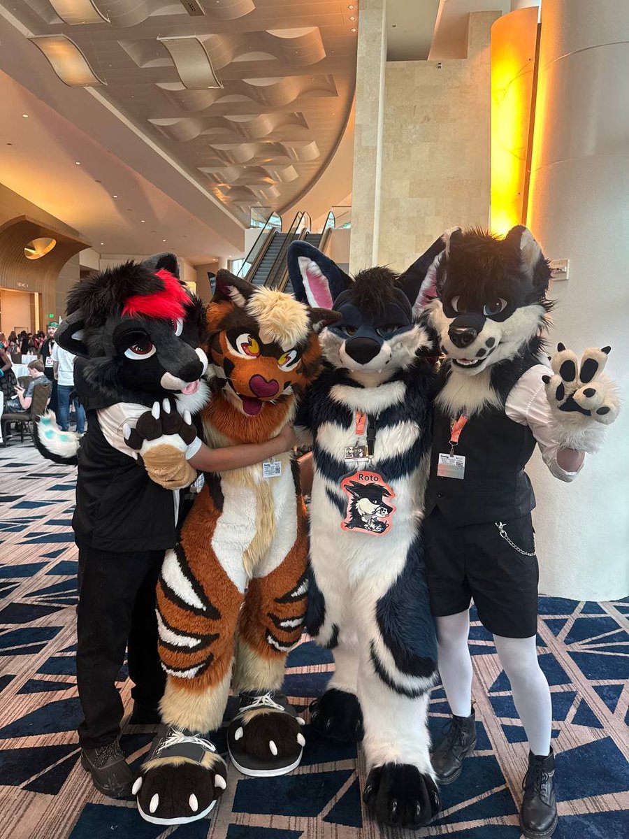 alma_cringe's tweet photo. Room crew!! 

Already having PCD ❤️‍🩹
#Megaplex #Megaplex2026 https://t.co/Ka8Yiq37x5
