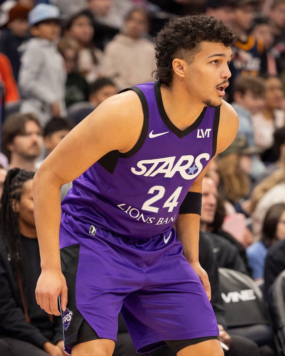 HornetsTurkey's tweet photo. Charlotte Hornets, Trey Townsend'ı Exhibit 10 sözleşmesiyle imzaladı

Karşılıklı bir hamlede, takım Josiah Allick'i kadrodan çıkardı

Noluyor lan? https://t.co/mNBaBj2RdQ