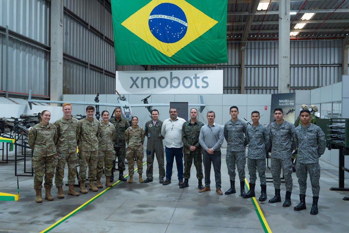 xmobots tweet picture