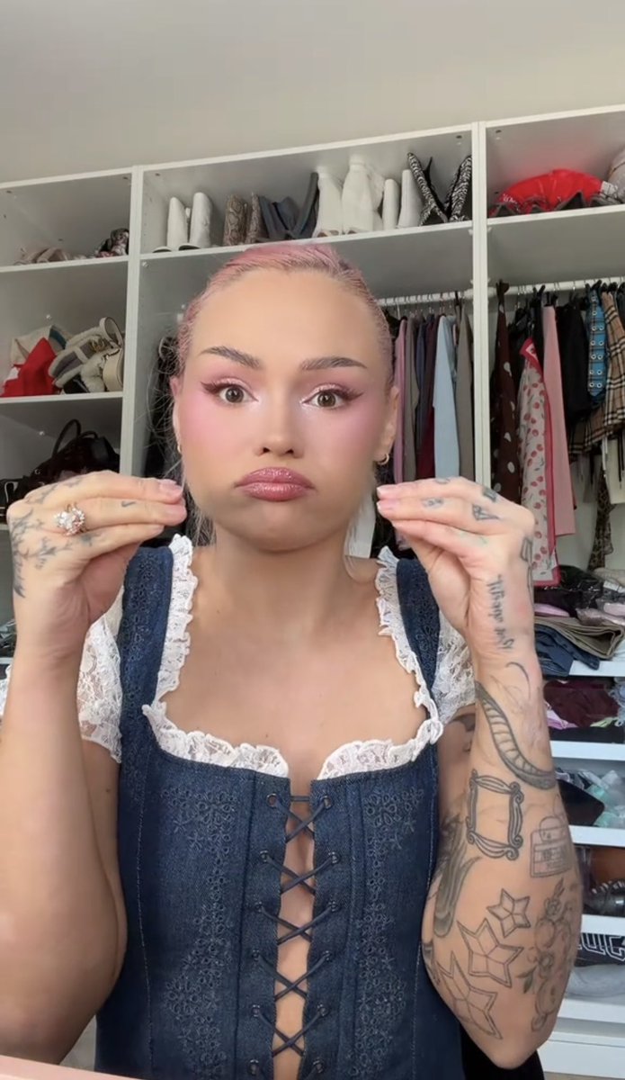 BlissedW74182's tweet photo. Talia mar faceporn making my dick rage. https://t.co/weJNwQ0d0l