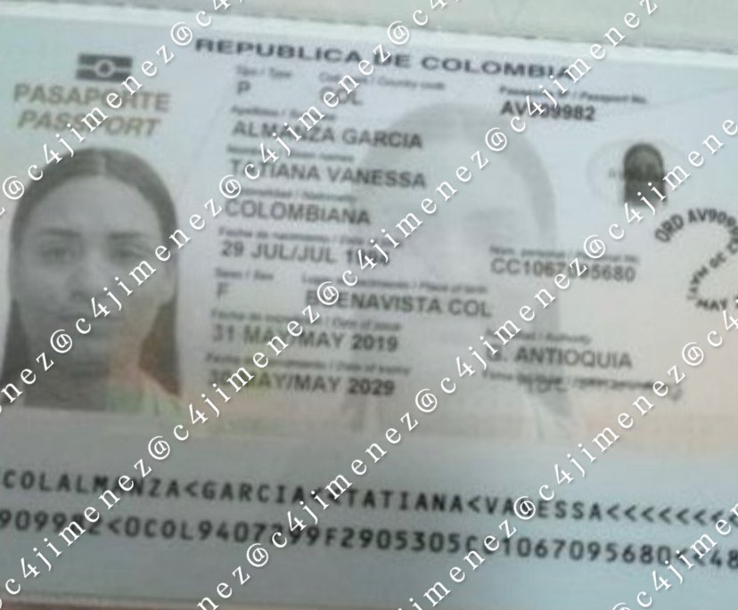 c4jimenez's tweet photo. DESAPARECE ESCORT COLOMBIANA q SE ANUNCIABA en el PORTAL LA BOUTIQUE, antes ZONA DIVAS
Es Tatiana Vanessa Almanza
Estuvo en @GobCDMX @Gob_Puebla @FiscaliaJal …su última ubicación fue en 
@GobEdoSLP 
La @FiscaliaSLP emitió ya este  boletín de búsqueda.
Hasta hoy no se sabe nada de ella.