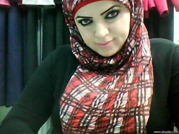tutixooo's tweet photo. @SAMILB961 المشكلة هيك اشكال بنات بلده  ف سرماية اللبنانية اللي بالصورة تسواهن https://t.co/84NZ9ybDbx