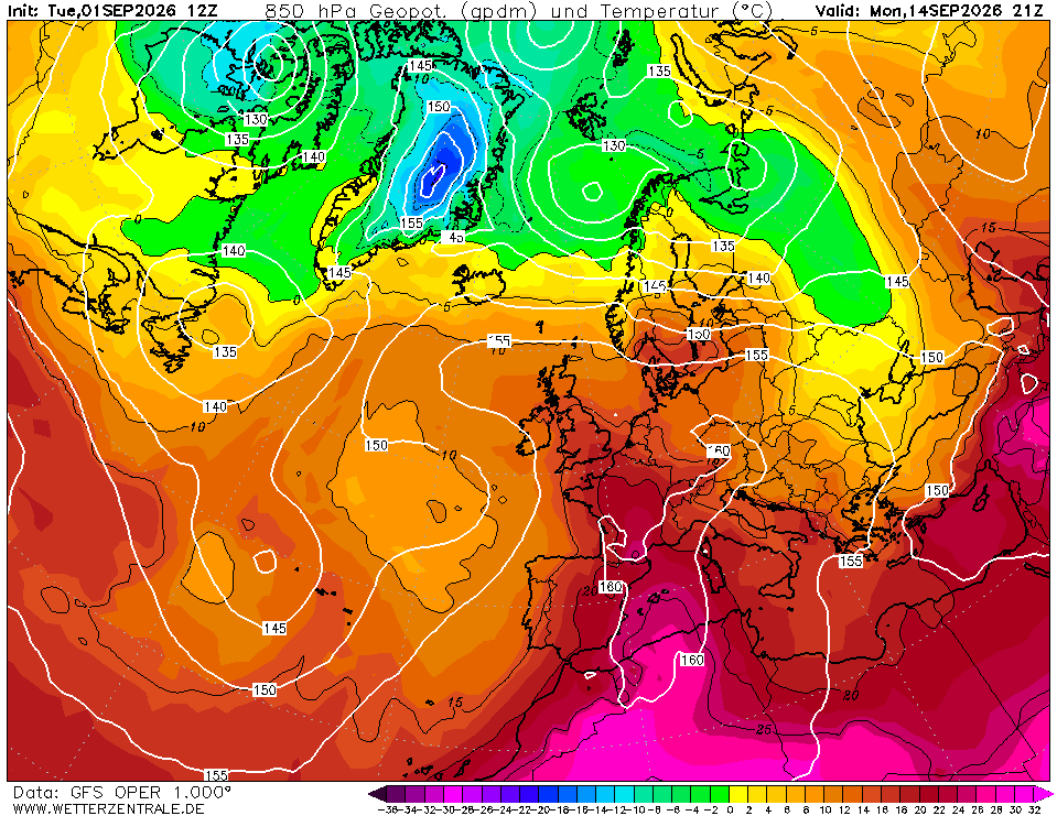 GavinPartridge's tweet photo. So.... Who's up for more hot weather in the middle of September? 

Wouldn't rule this out by any means... #OneToWatch https://t.co/G3J7XvDRit