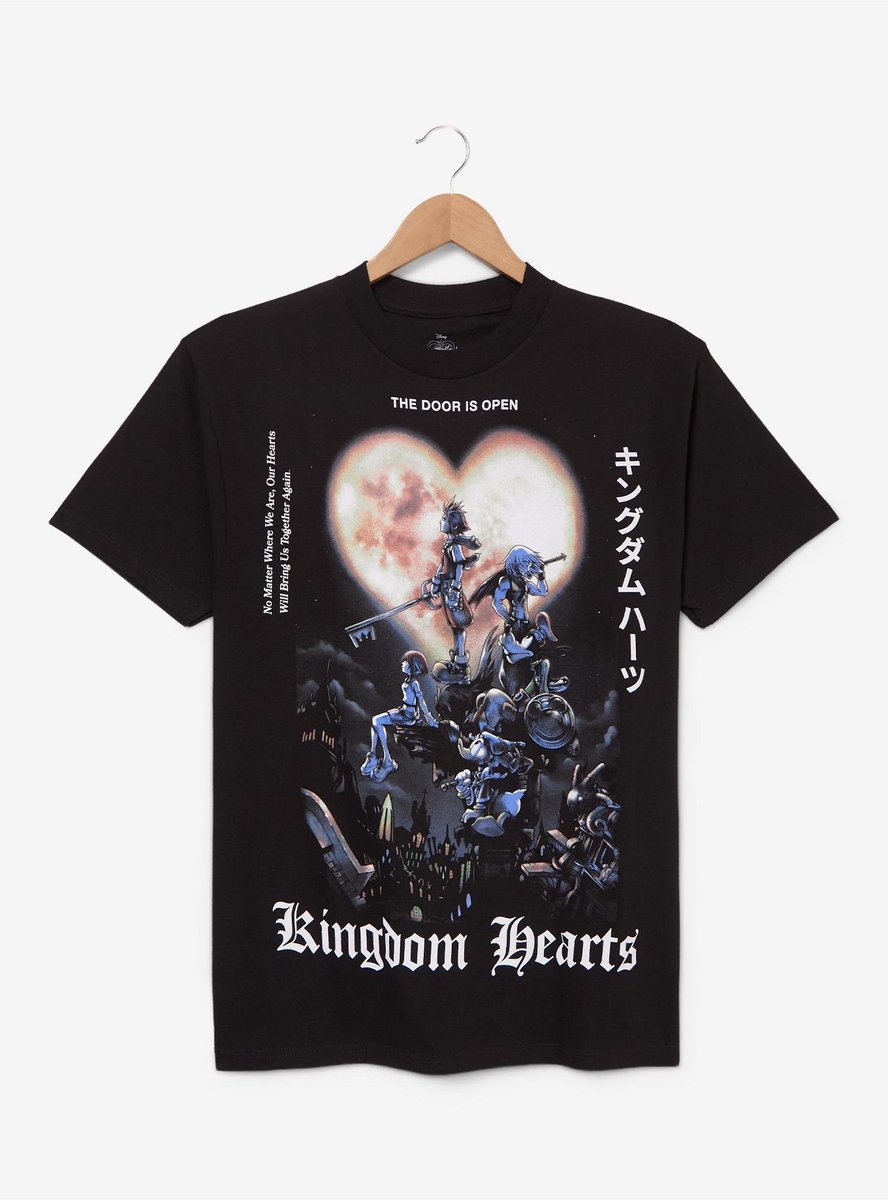 churroz's tweet photo. Box Lunch has added an exclusive Kingdom Hearts Crossed Keyblades and Moon Portrait T-shirts! #kingdomhearts #disney #squareenix #KHMerch #_KH 

Keyblades: https://t.co/LfBeZiLhqr

Moon: https://t.co/YBzv4WFBit https://t.co/N9sATzhkK7