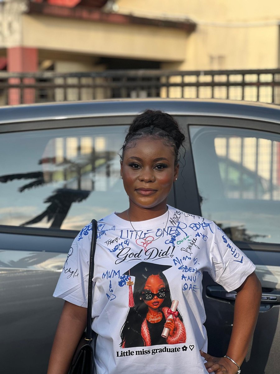 opyemiiii's tweet photo. God Did!!!!!! 
Signed out, peace out 🥳 https://t.co/zTlWQ77E7e