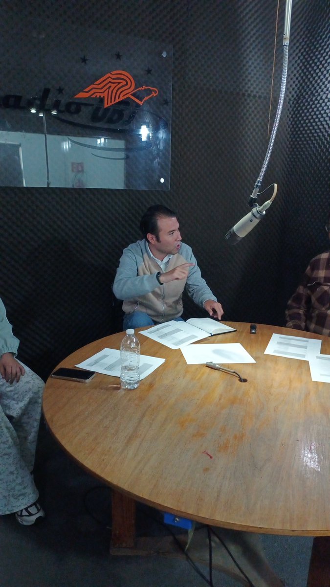 UBJG_radio's tweet photo. ¡Así iniciamos #nuestromexico!

Que gran emisión tuvimos en #RadioUBJ para abrir septiembre 🇲🇽 porque el mes patrio va con todo en nuestra emisora.

#TuConexionUniversitaria https://t.co/pAwV14DPy8