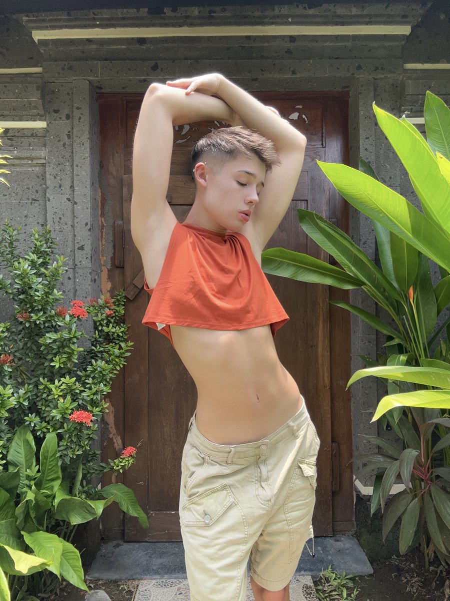 c0lebentley's tweet photo. heeey #twink #moothunt #gay #gaytwt https://t.co/ZcgaNZN02S