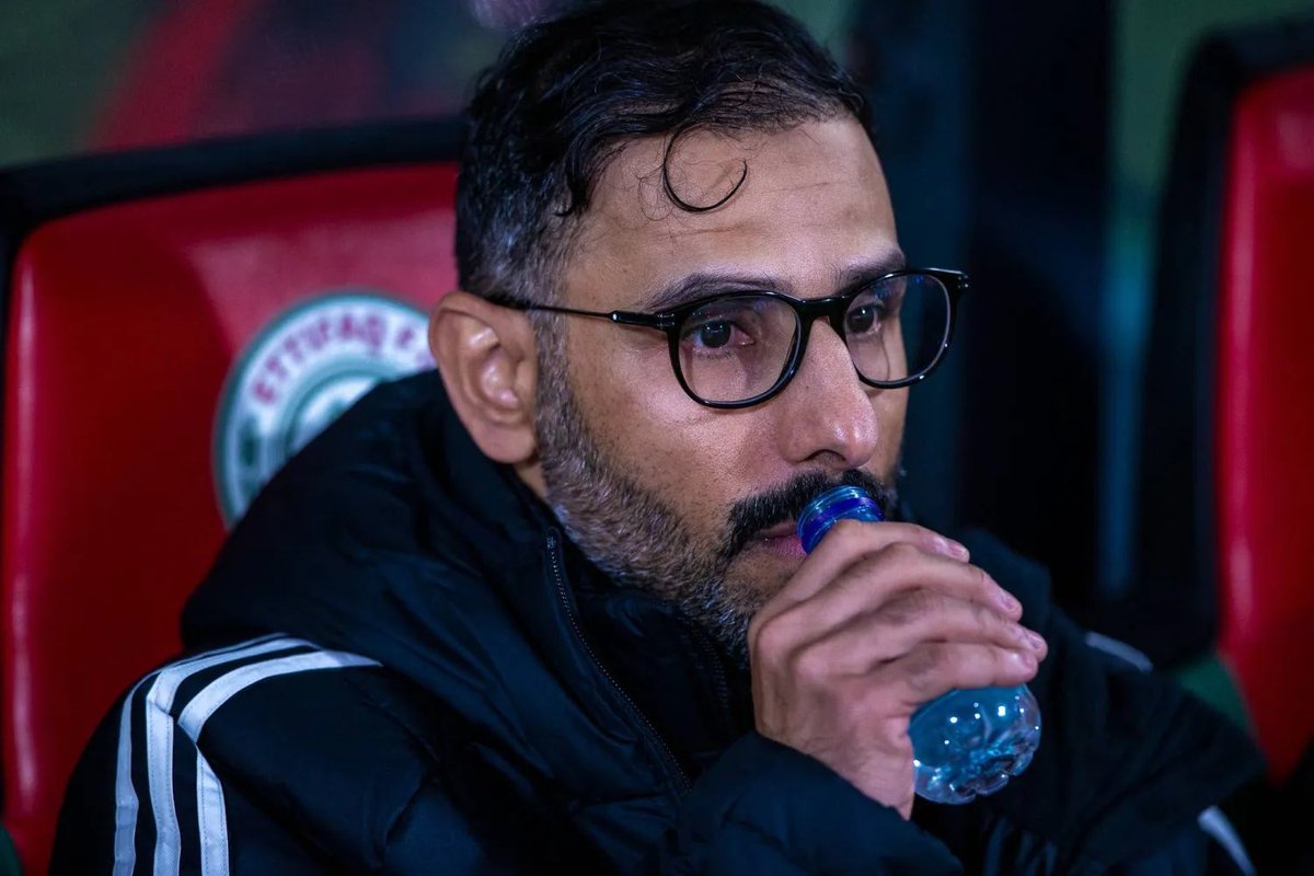 fahd47_'s tweet photo. اروح جنوب افريقيا بسعد الشهري والله اهون 
من كلب روي بيدرو الذليل مارينو بوسيتش https://t.co/5lF9cdXCnK