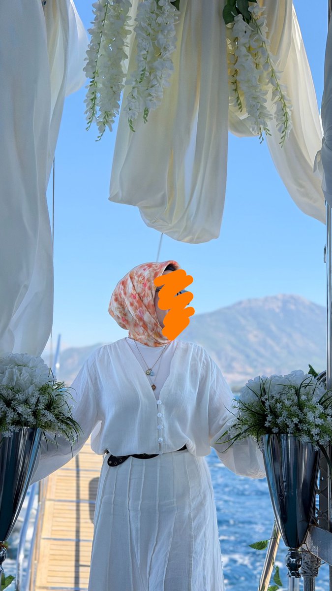 Zeynepisloading's tweet photo. @glimpseofstar 2x ve 3x zoomda kullandığınızda makineyle çekilmiş kadar kaliteli netlik elde edersiniz. Özellike portrede 3x, yapıp diyafram ayarını da 10 yaptığınızda çok çok kaliteli çıkacaktır. Sadece biraz uzaklaşarak çekilmesi gerekiyor🪴 https://t.co/oJlPu9wTGS