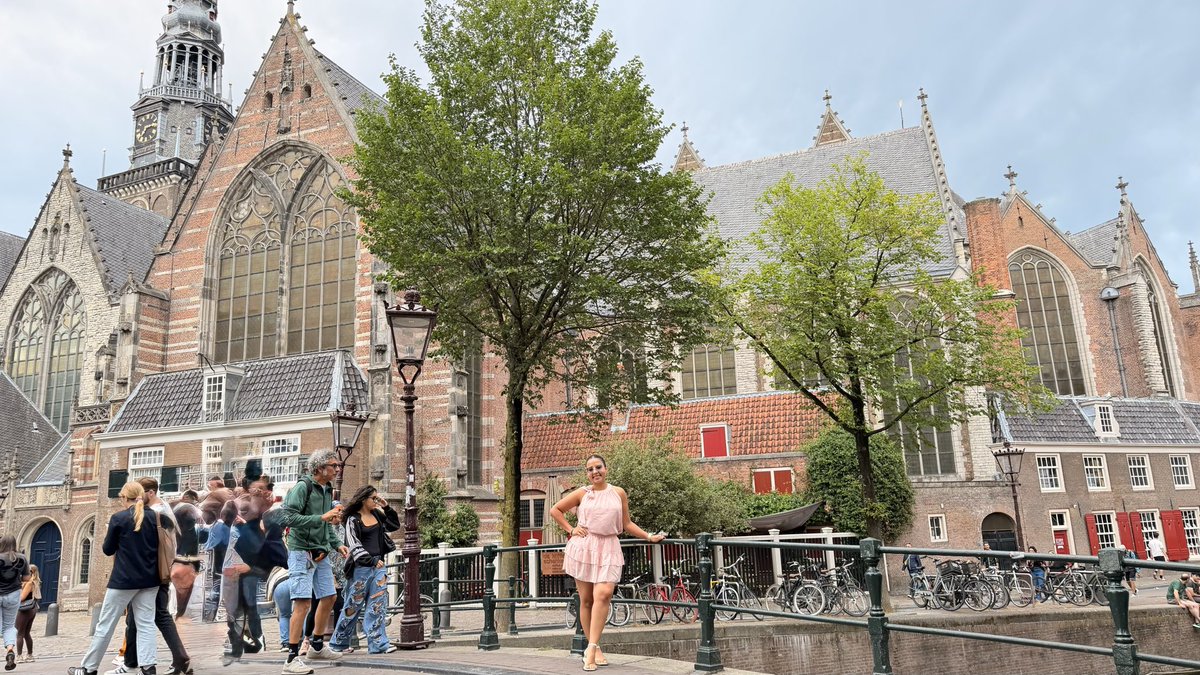 elianajjv21's tweet photo. Ámsterdam 📍 https://t.co/SBcO8k1bPz