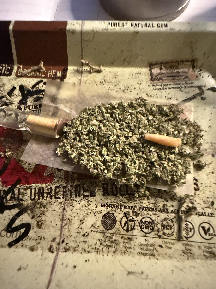 isnifflyns's tweet photo. Very fire Lemon Cherry Marker which is obviously LCG x Permanent Marker 

Insanely gas. #lcg #permanentmarker #lemoncherrymarker #weedtwt #weed #cannabis 

Should I post a review? https://t.co/il2Je8qxO2