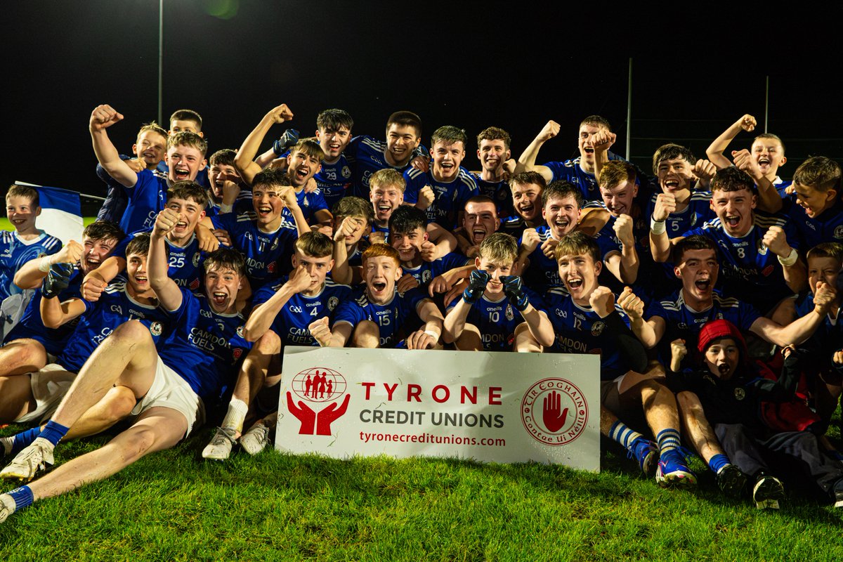 TyroneGAALive's tweet photo. 🏆 Minor Football G2 Championship Winners 🏆

Comhghairdeas to Gallbhaile who won the Tyrone Credit Unions Minor Football G2 Championship title this evening 🙌🏻

Pictured is captain Dara O’Neill collecting the championship shield from CCC Chairperson Brian Murtagh. https://t.co/Y4kL0owvmP