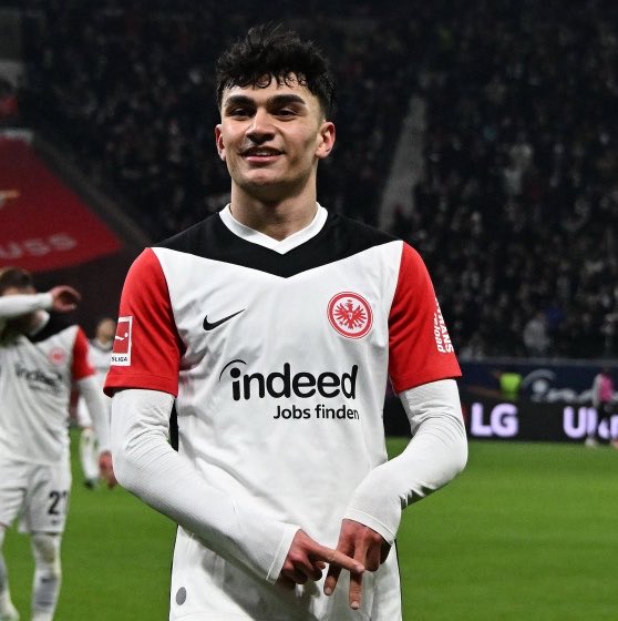 gusholderhaber's tweet photo. #SONDAKİKA Frankfurt, Can Uzun’un bonservisinde indirime gittiğini Türk kulüplerine bildirdi. https://t.co/wEd2uLuble