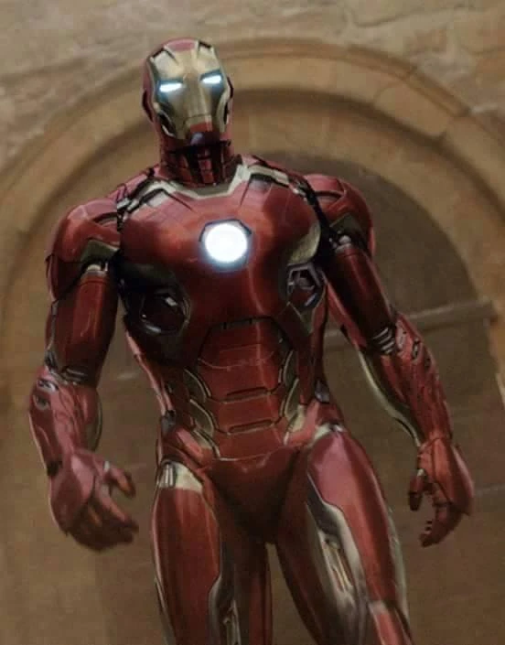 MrYogurtExists's tweet photo. @shan_4rt I always thought of Mark 45 as a "muscle suit" as the suit contains various lines and trims that look to be that of the human muscular system. Much better than Mark 43 which is just a reskin of Mark 42 (I still like Mark 43 tho) https://t.co/yXjQby2rnX