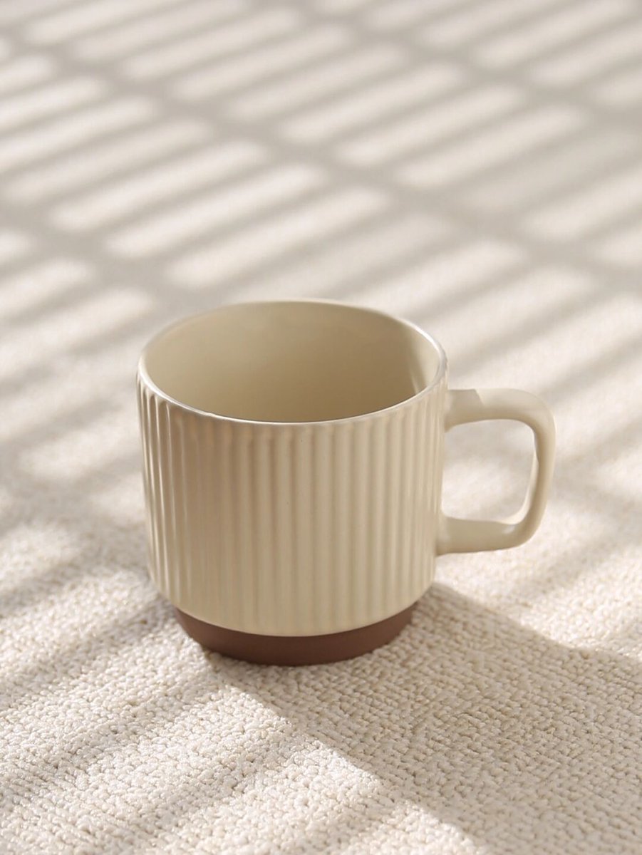 RyanWil80686647's tweet photo. [Today’s small celebration: a warm cup of homemade apple cider, crisp autumn air, and a little note to the person I care about. ] https://t.co/30YIsp0h4P