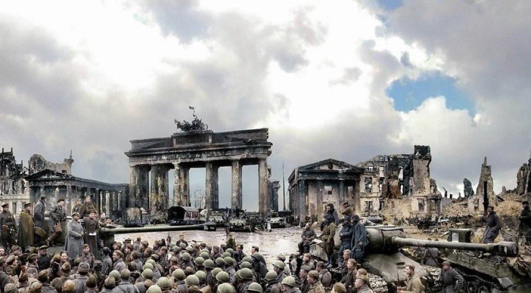 Tom_Bayou's tweet photo. Mit einer Lüge begann heute vor 87 Jahren der Zweite Weltkrieg, und die deutsche Regierung hat an diesem denkwürdigen Tag nichts besseres zu tun, als mit einer Lüge den nächsten Krieg gegen Russland wahrscheinlicher zu machen. Man fasst es nicht. https://t.co/MjQSdeBvfh