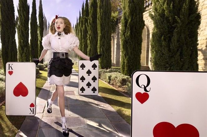 soIesque's tweet photo. Amanda Seyfried as Alice in Wonderland for Vogue Italia, 2008 https://t.co/oukh7GAueN
