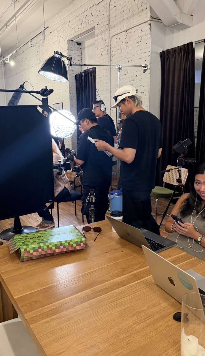 BoBrainerd's tweet photo. Fuel for the team today at @OpheliaAPI HQ today!

Taking it a step further than just caffeine…@crumbl x @Minecraft 🚀

Thank you @MoodyInTheField for keeping the boys fed 🤝 favorite movie btw https://t.co/QxFYX6ADvN