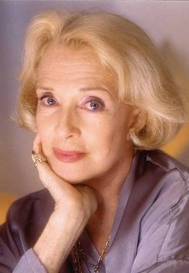 jajacobbi's tweet photo. @gerard_larcher M. le Président, nous souhaitons qu’un arbre du Luxembourg soit dédié à Micheline Presle, une vraie parisienne, grande actrice, adorable de simplicité. Cet hommage ouvrirait la voie à d’autres ayant servi la République. Une allée des gens bien,  qu’en pensez vous? https://t.co/L4vyiDHO5F
