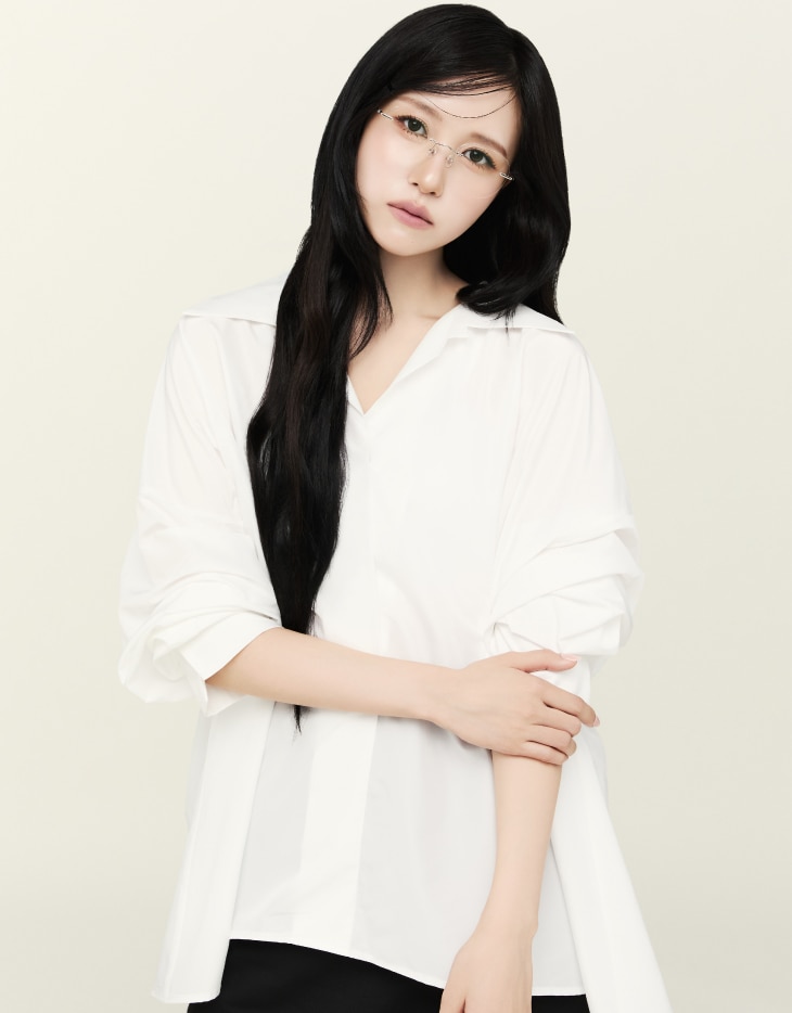 godmitzu's tweet photo. MINA for RIM BY JINS https://t.co/3UTIVccJCc