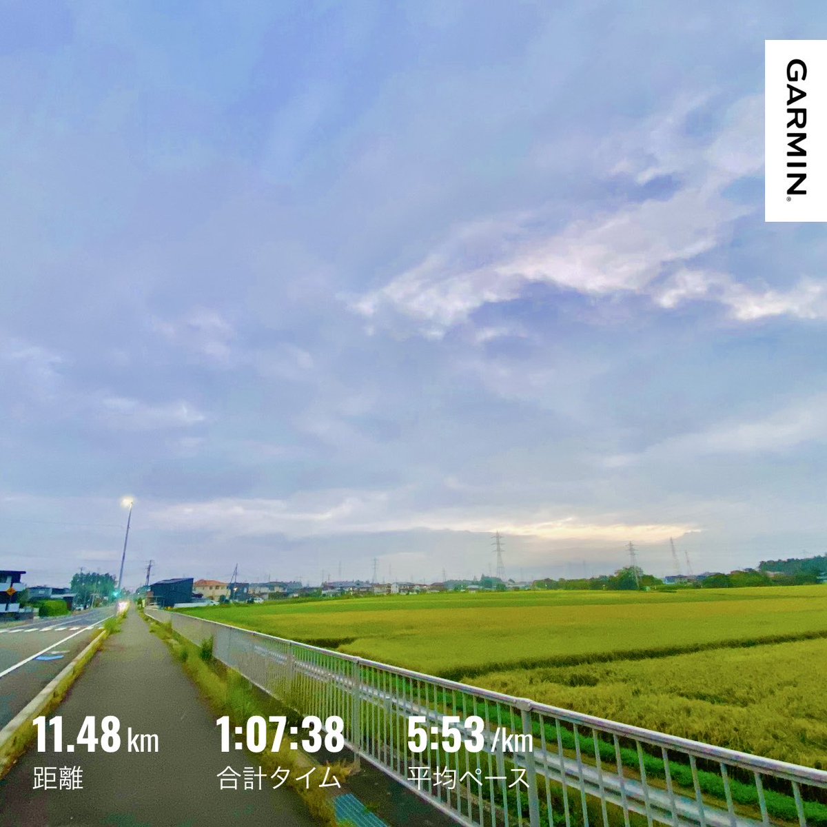 themostyesman's tweet photo. #朝ラン 🏃‍♂️💨
気温23℃🌡️
4:00スタート🌙
日の出もすっかり遅くなり、まだ夜の只中🌌
帽子にライトを装着して、いざ出発🔦����
早朝とはいえ気温高め🥵
走り出せば、まさかの滝汗💦💦
9月に入っても、まだまだ夏☀️🔥

8月の走行距離は257km👍 https://t.co/8eALy9jS6N
