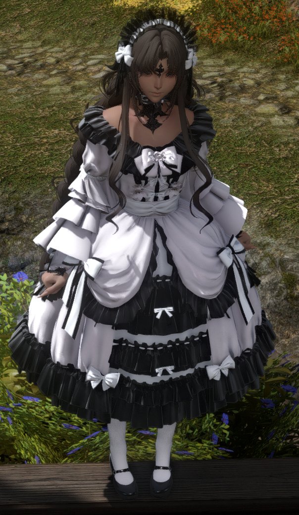 litlgremlin's tweet photo. WEE I MADE IT DYEABLE .. it isnt the best since im still learning but ITS CUTESY https://t.co/b5bzliDPD5