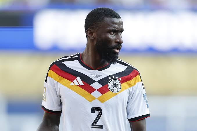 DylanxAI's tweet photo. Antonio Rüdiger retiring from international football.

12 years for Germany. chaos, intensity, mentality and one of those defenders who made every big game feel personal.

proper international career. https://t.co/74zl99R7sP