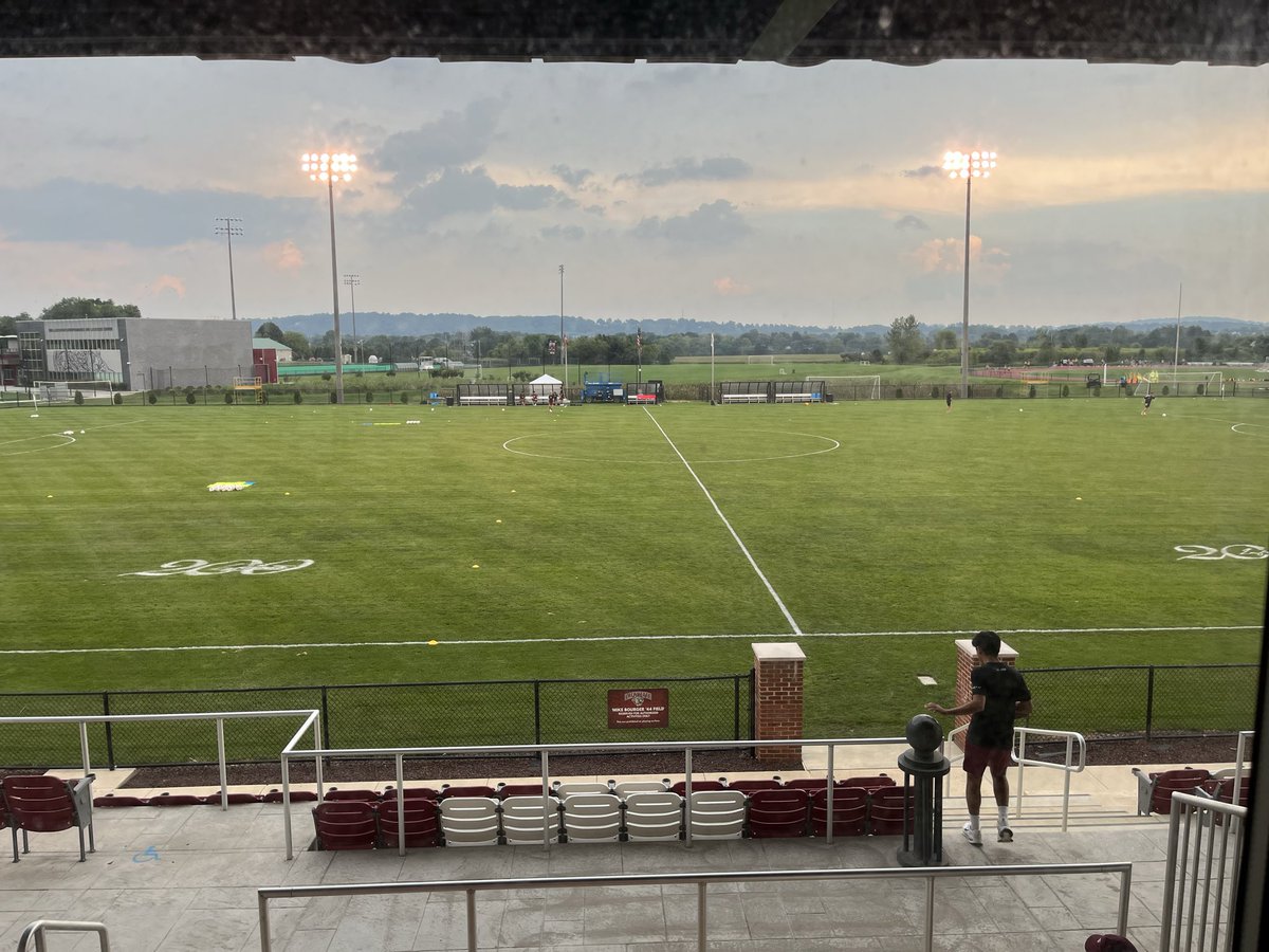 jacobsmedleypxp's tweet photo. Back on College Hill for a Men’s Soccer Matchup ⚽️

La Salle Explorers (@LaSalle_MSOC) vs Lafayette Leopards (@LafayetteMSOC)

Kick off on the way at 7pm on ESPN+

https://t.co/BLi5bo9h9W https://t.co/d0IcYRiN91